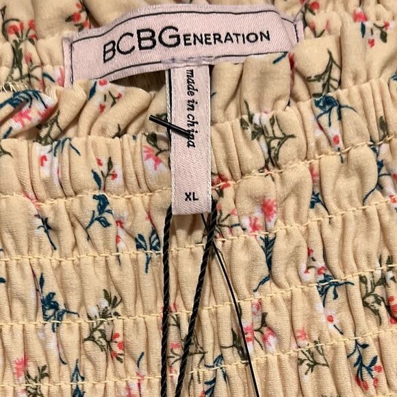 BCBGENERATION Smocked Waist Shorts In Peach - Picture 5 of 8